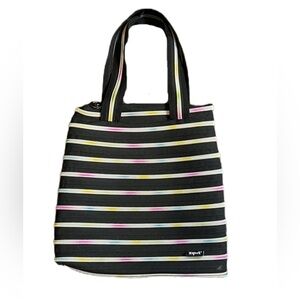 Zip it Tote